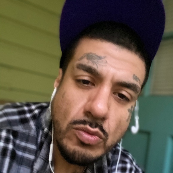 Meet your Posher, Fausto - Picture 1 of 1